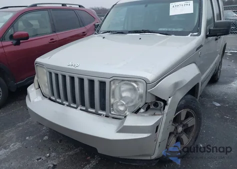 2008 Jeep Liberty Sport из США, поврежденный, VIN 1J8GN28K68W132134